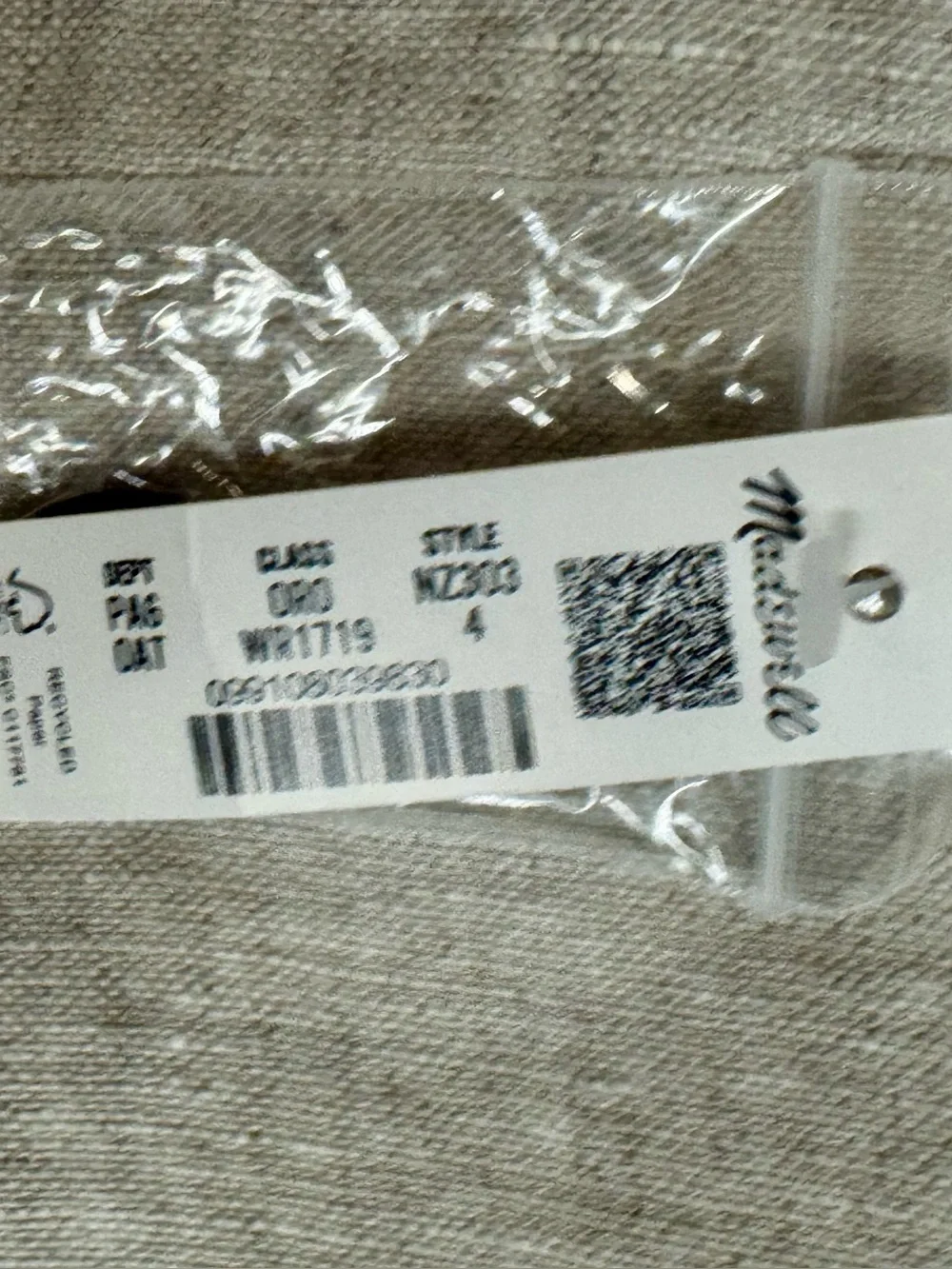 New! Madewell The Zoe Short in 100% Linen.